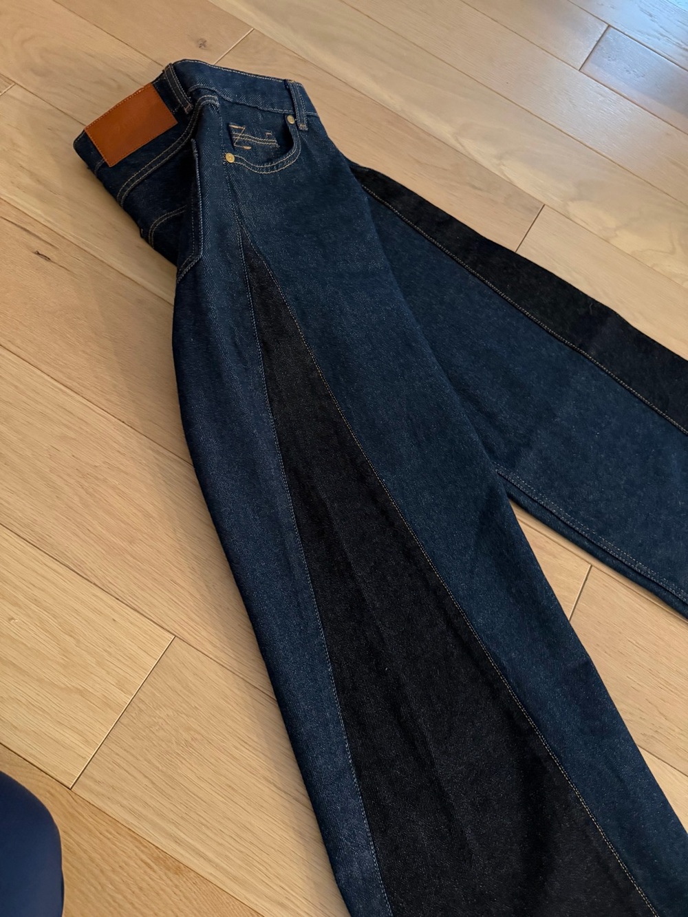 Zara NWOT flattering 2 tone straight leg jeans - Picture 2 of 16